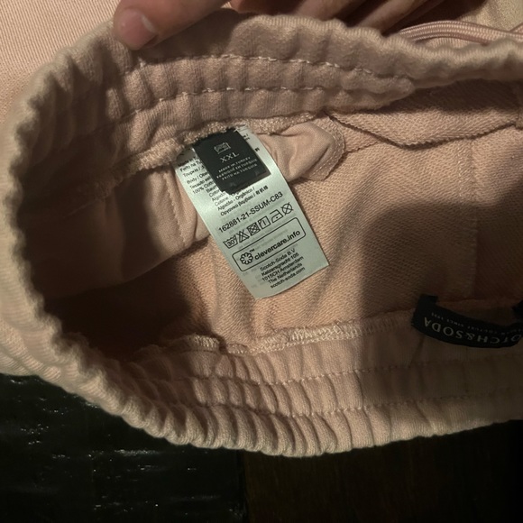 Scotch and soda pink sweatpants - Picture 2 of 4